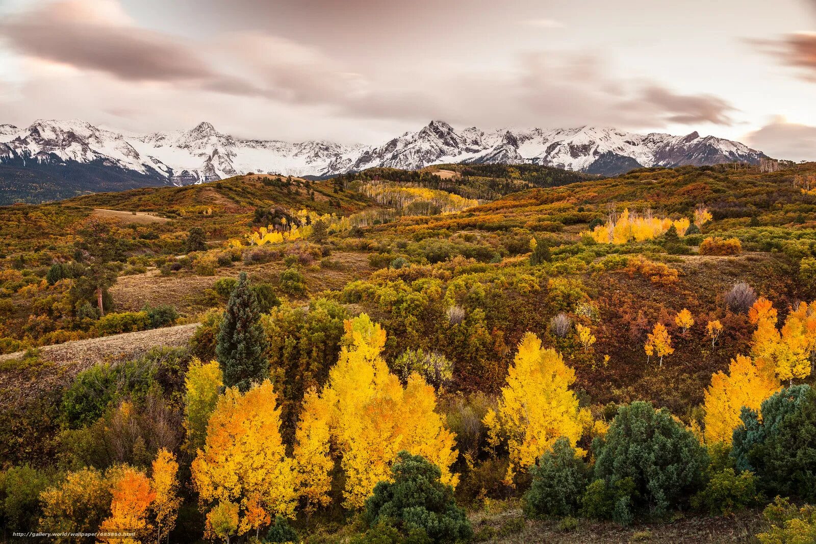 Горы сан-хуан. Штат колорадо горы. Ранняя осень в горах. Горы осенью. Горы осенью.