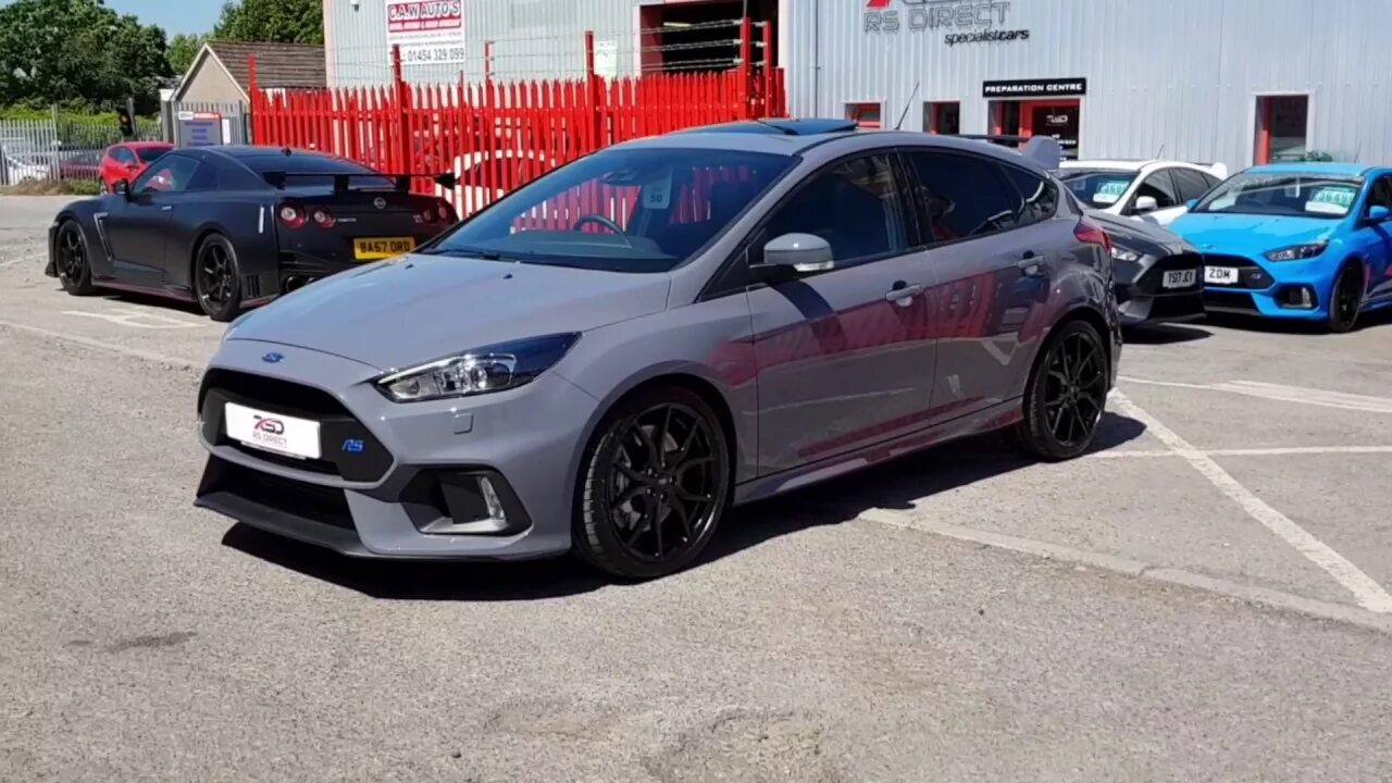 Грей фокус. Форд фокус 3 Рестайлинг RS. Форд фокус RS mk3. Ford Focus RS Grey. Форд фокус 3 Рестайлинг хэтчбек РС.