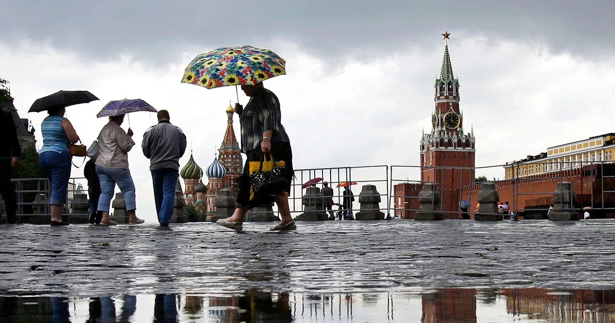 Где идет много дождей. Непогода в Москве. Потоп в Москве сегодня. Москва с наибольшим количеством ливней. Ливень в Москве сегодня фото.