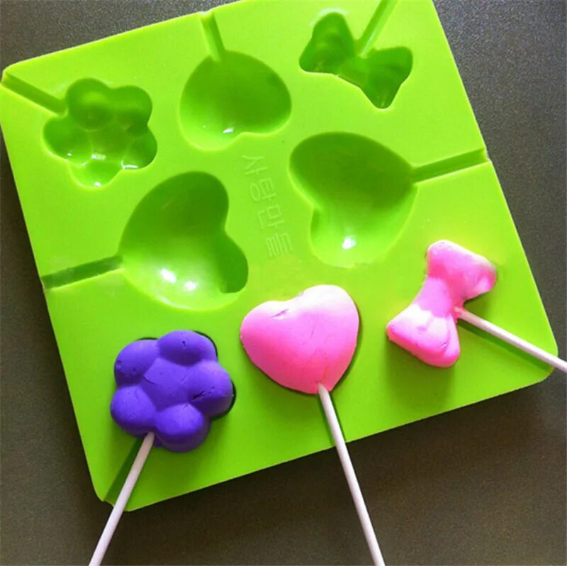 Рецепты леденцов формочки. Леденцы из изомальта. Леденец на палочке. Формочки для леденцов из сахара. Рецепты леденцов формочки.