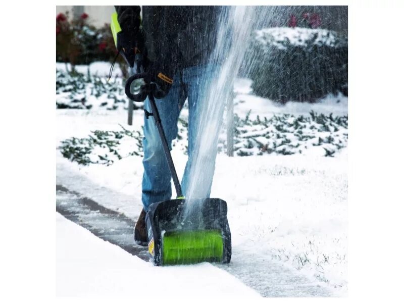 Снеговая лопата гринворкс. Снегоуборочная машина greenworks аккумуляторная 80v. Электролопата для уборки снега макита. Снегоуборщик гринворкс 80 v. Снегоуборщик аккумуляторный al-ko snowline st 4048.