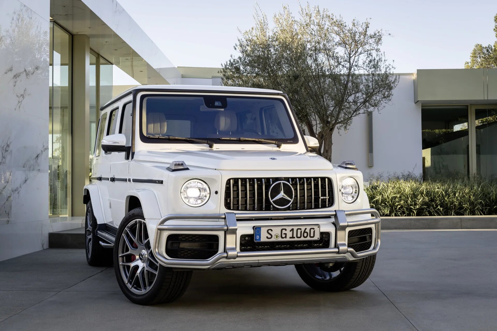 Mercedes benz g 63 amg. Mercedes g63 amg 2018. мерседес-бенц g63 amg 2019. мерседес g63 amg 2025.