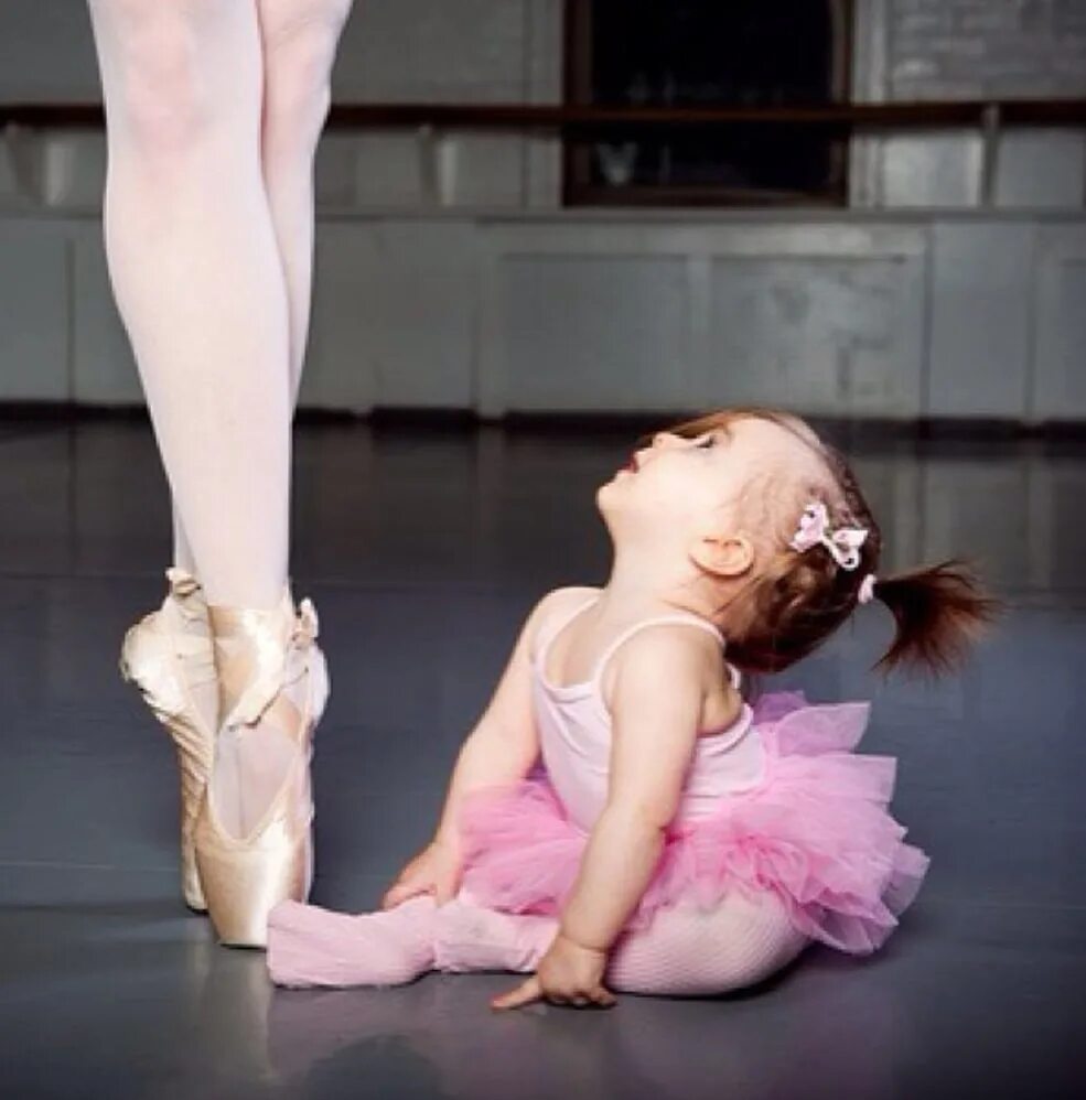 Малышки танцуют. Хореография для детей. Хореография для дошкольников. Малышки танцуют. Малышки танцуют.