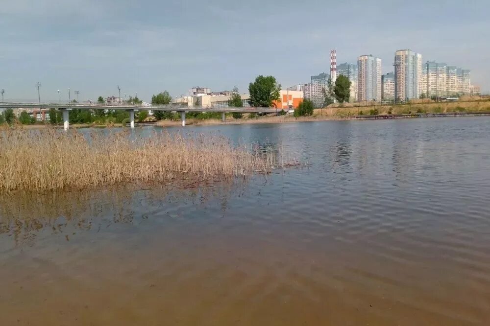 Мещерское озеро Нижний Новгород. Мещерское озеро Нижний Новгород детский городок. Мещерское озеро Нижний Новгород фото. Российский пляж. Микрорайон мещерское озеро