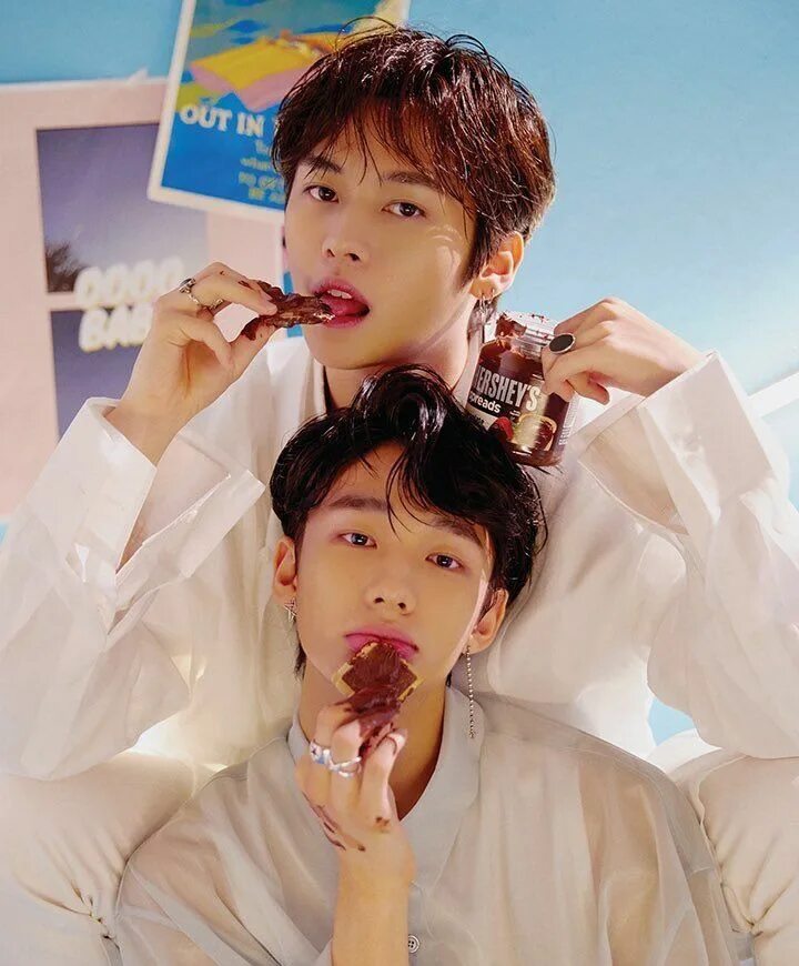 Фф хенхо минхо. Хенхо из stray kids. Хенхо stray kids art. Stray kids хенджин и минхо. Хенхо stray kids.