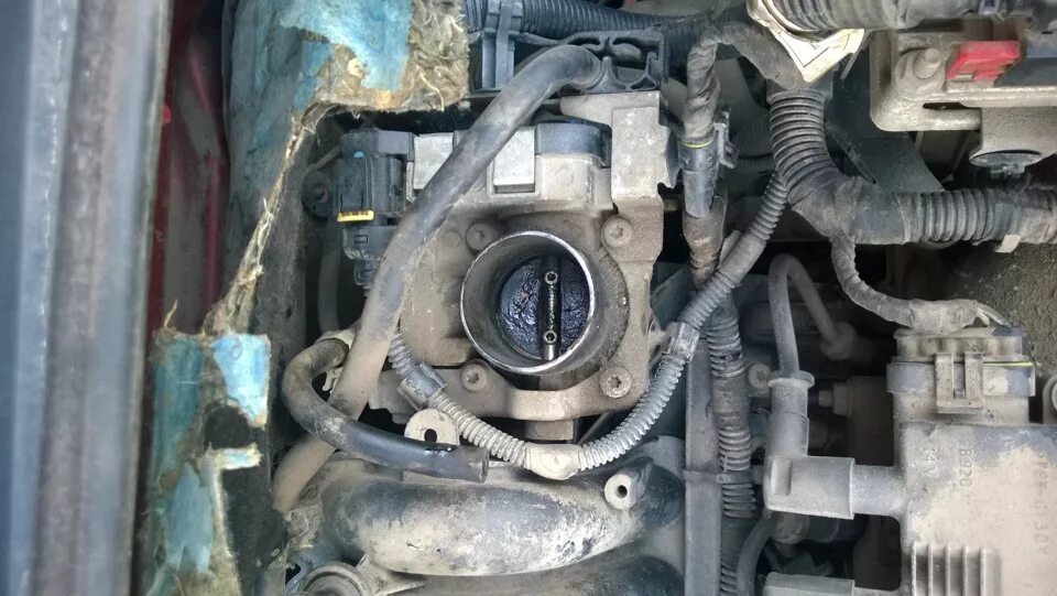 Форд фокус 2 плавают обороты на холостом. Плавают обороты на дизеле на холостых. Почему плавают обороты двигателя. Плавают обороты на холостом. Ваз 2114 плавают обороты и глохнет.