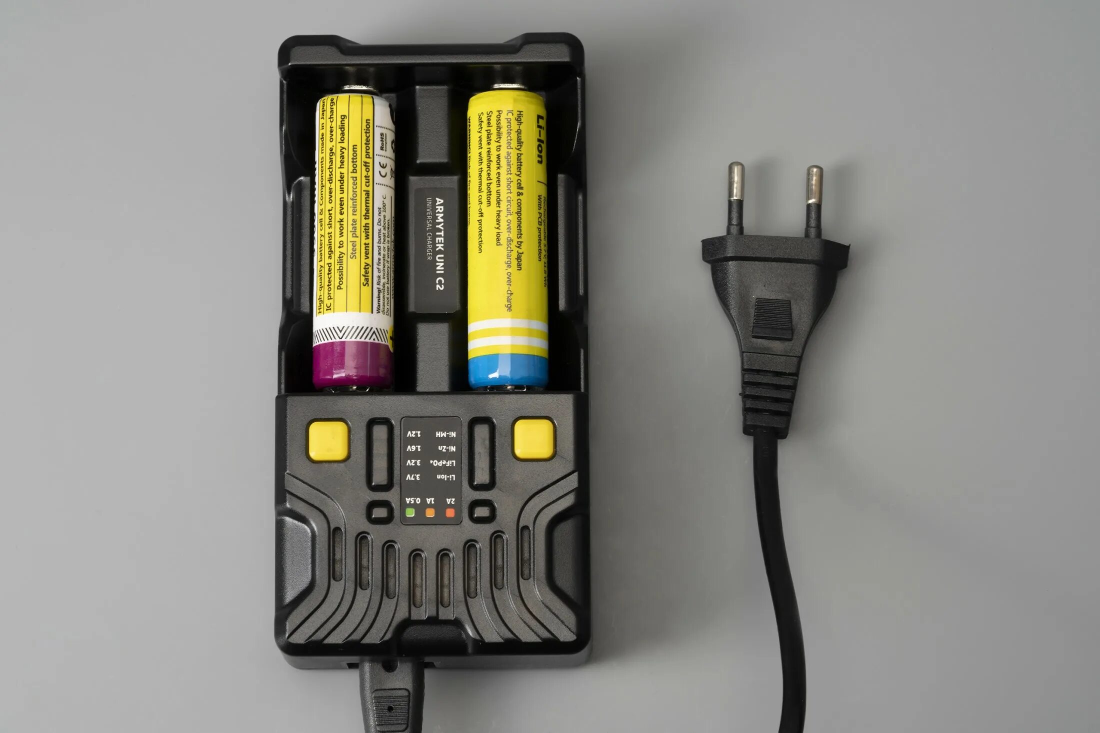 Armytek c2. Armytek uni c2 a02401c. armytek uni c2. зарядное устройство armytek uni c2 plug type c. зарядка армитек уни-2.