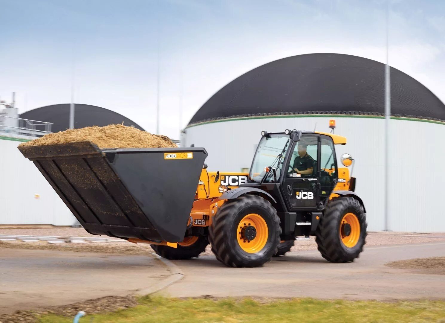 Диечи телескопический погрузчик. Jcb 434s agri. Телескопический погрузчик мерло. Jcb 541-70 agri. Сельскохозяйственная техника jcb.
