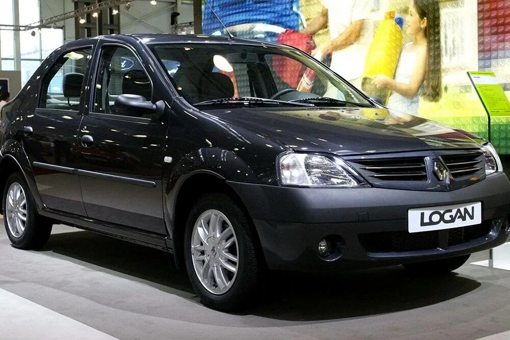 Renault Logan 2003. Рено Логан 2003 года. Иномарки до 300 тысяч рублей. Автомобиль за 150 тысяч рублей.