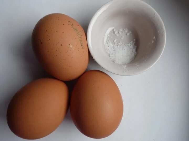 3 яйца 150 г. Три яйца. 3 Куриных яйца. Яйцо куриное 3 шт. Два яйца.