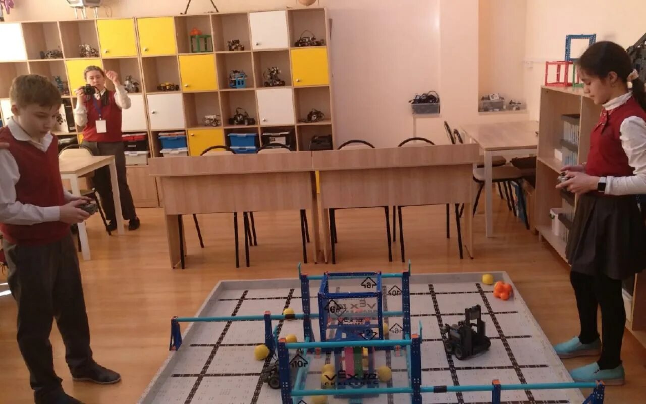 Школа 18 новосибирск. Школа номер 218 новосибирск. Школа 94 новосибирск. Школа 155 новосибирск. Новая школа в новосибирске.