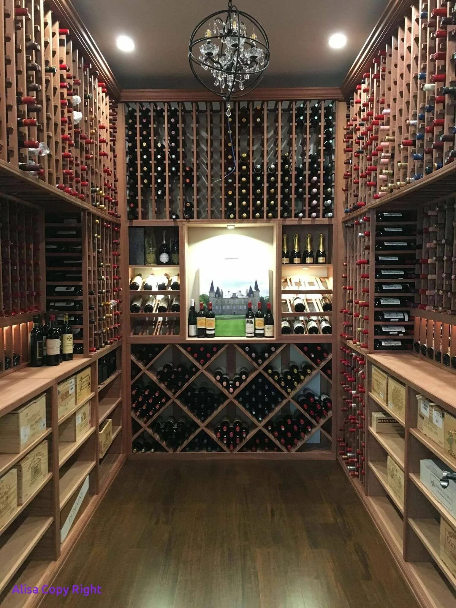 Винный погребок вино wine cellar. Винный погреб брюса уэйна. Винный погреб в ресторане. Замок карлштейн винный погреб. Винный погреб москва.