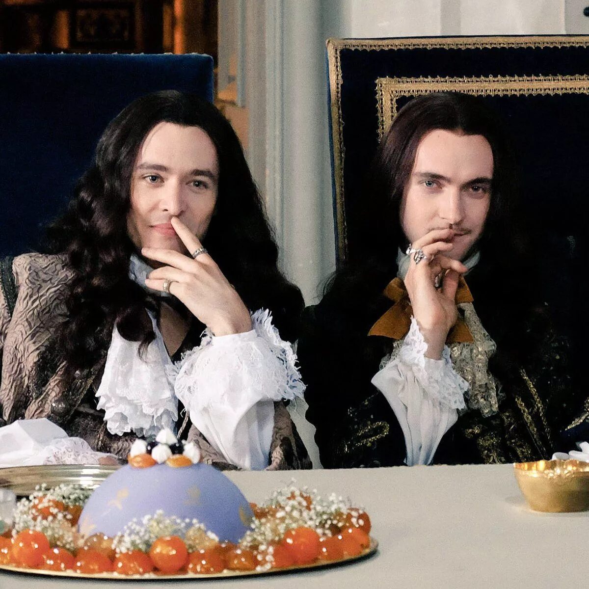 Актеры сериала версаль фото Versailles King Louis XIV BBC Two 17th century fashion, Versailles, Louis xi