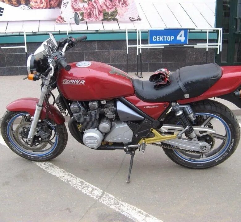 Кавасаки zr400. Kawasaki ZR 400. Kawasaki ZR 400 Zephyr. Кавасаки Zephyr 400. Kawasaki 400 купить