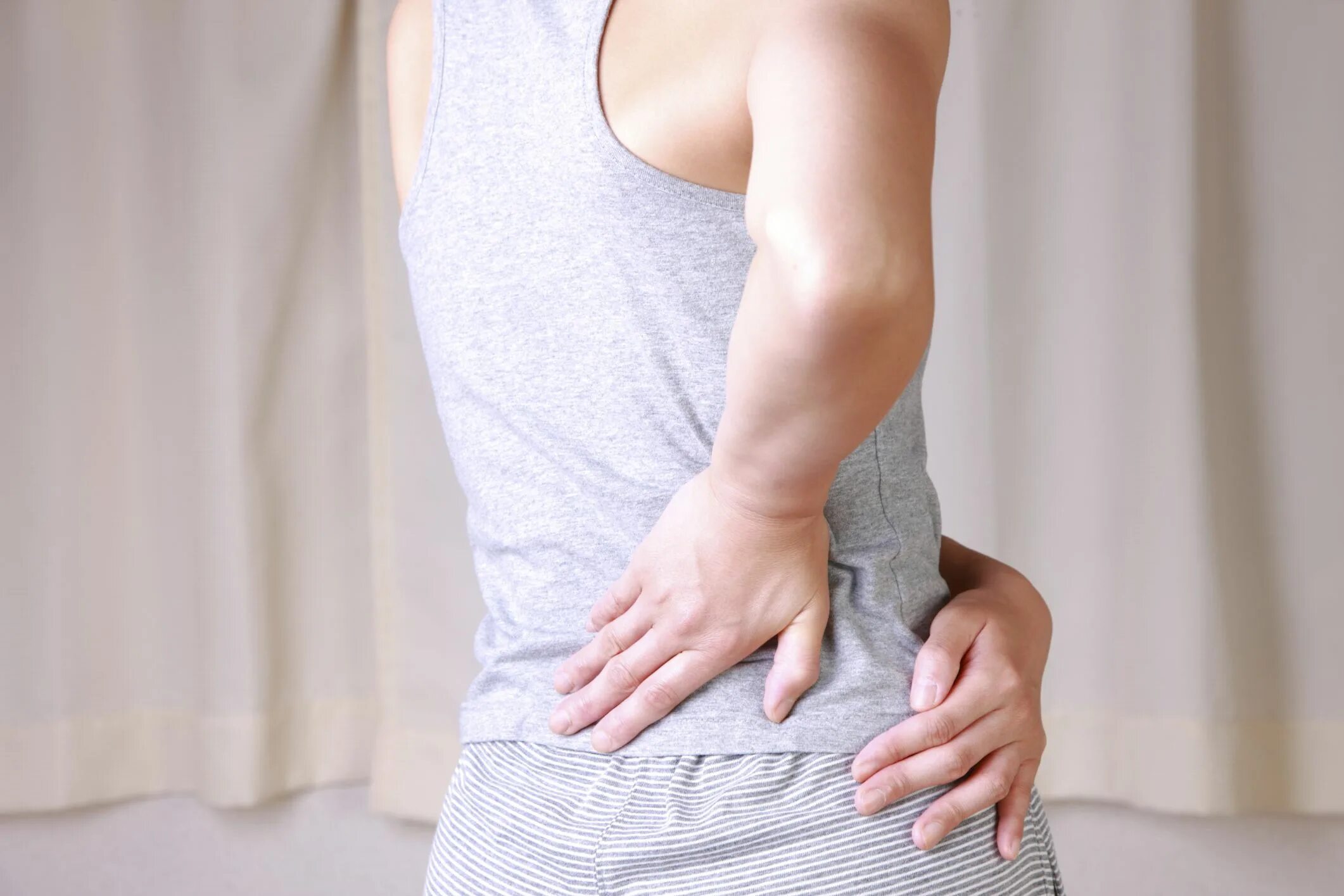 Поясница бедра. Поясница. Боль в тазобедренном суставе. Hip Joint Pain. Боль в бедренном суставе.