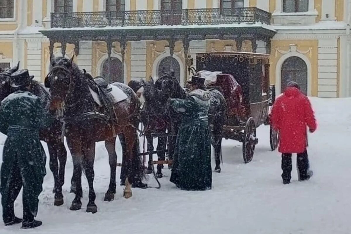 Много эпизодов. Союз спасения сериал Безруков. Тверской дворец в фильме Союз спасения. Союз спасения 2022. Сергей Безруков Союз спасения.