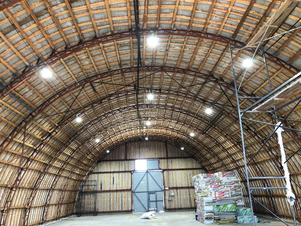 Помещение в первомайском районе. Помещение в первомайском районе. Помещение в первомайском районе. Потолок в пищевых цехах. М.