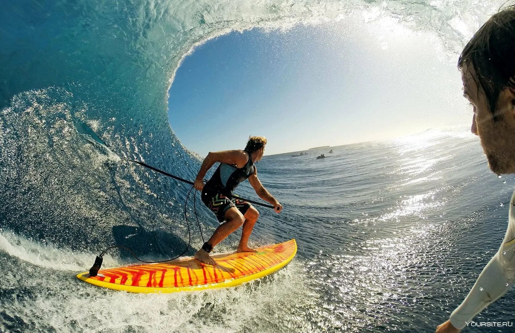 Катание на серфинге. Скайдайвинг дубай. Что такое экстрим. Серфер кайтер. Что такое экстрим.
