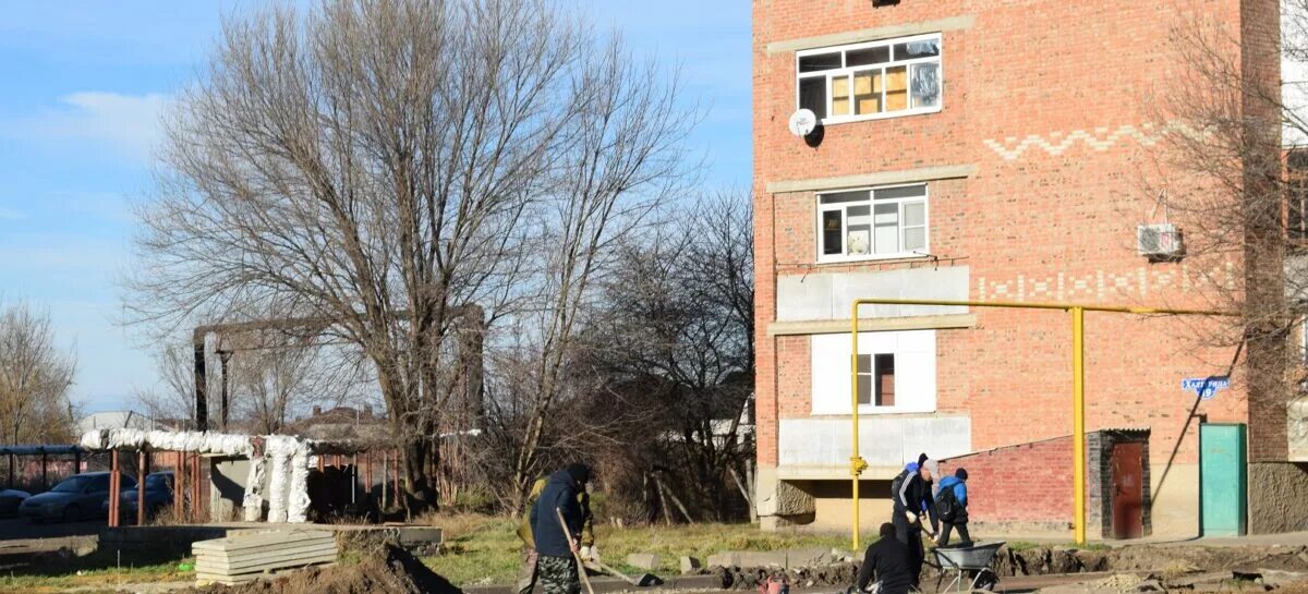 Халтурина сальск. Халтурина 19 Сальск. Сальск Халтурина 17. Сальск улицы. Сальск улица Халтурина фото.