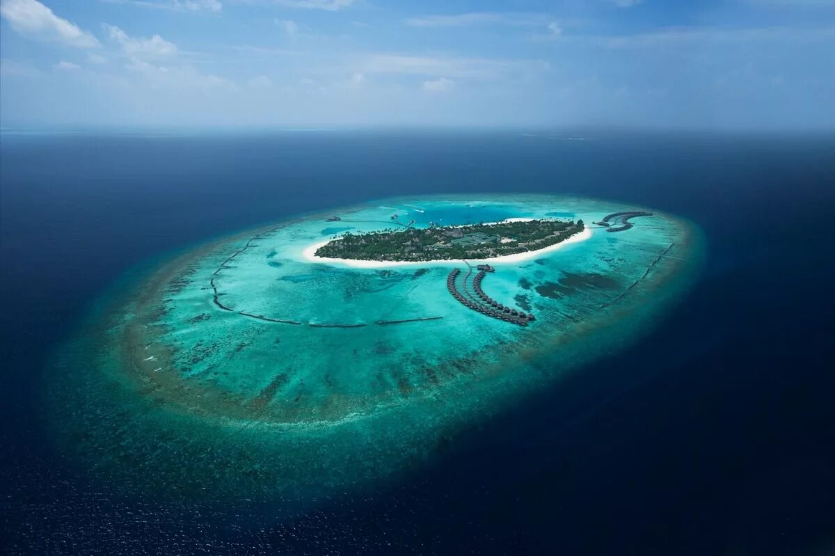 Острова индийского океана названия. Sun Siyam Iru Fushi 5*. Iru Fushi Мальдивы. Sun Siyam Iru Fushi Maldives 5. Мальдивы Sun Siyam Iru Fushi.