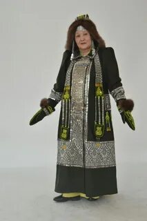 Якутский женский национальный костюм