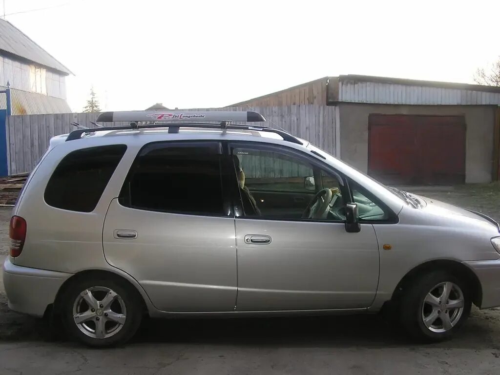 Королла спасио 2001. Toyota spacio zze122. Spacio nze121. Тойота королла spacio 1999. Toyota corolla spacio 2002.