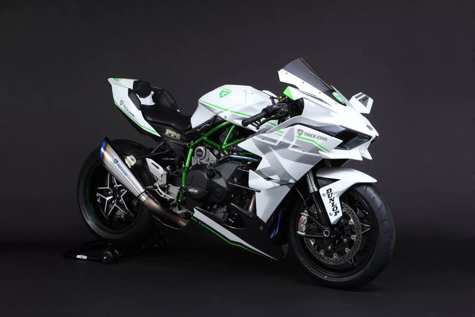 MAISTO Мотоцикл Kawasaki Z900RS Cafe Green 1/12 - купить с доставкой по выгодным