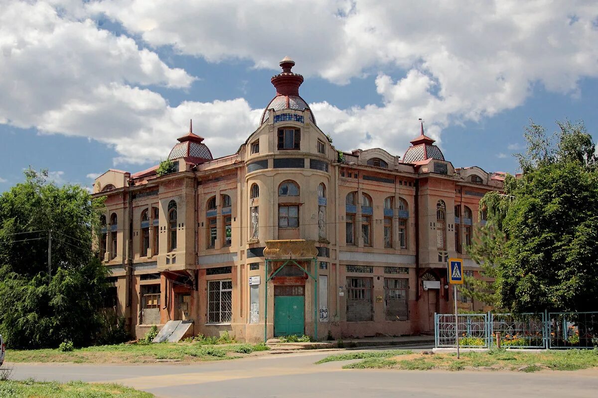 Где город балаково. Балаково Саратовская область. Город Балаково. Город Балаково Саратовской области. Памятники архитектуры Балаково Саратовской области.