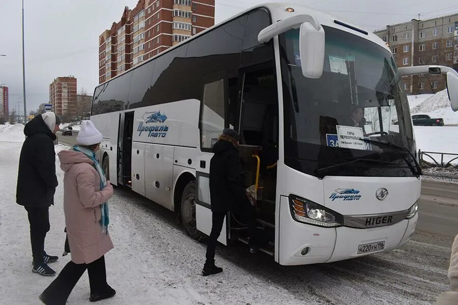 Пассажирский автобус. Горный автобус. Автобус пильная гора Первоуральск. 28 Автобус.