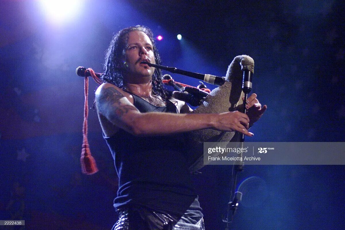 Jonathan live. Korn 1999. Jonathan live. Jonathan live. John grant.
