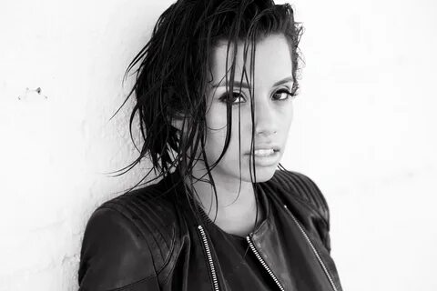 Lupe Fuentes "Holla If Ya Hear Me (Vanilla Ace Remix)" .
