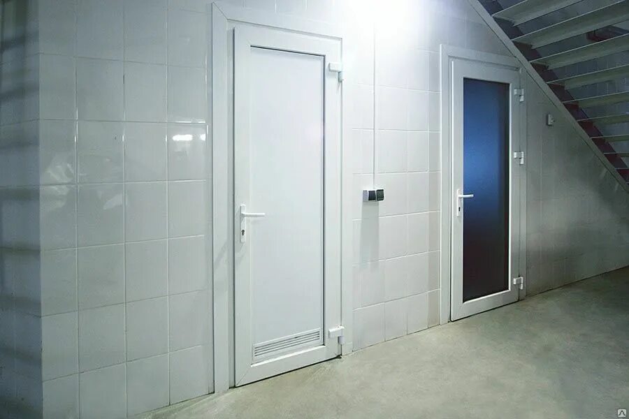 Алюминиевая одностворчатая дверь КП 45. Пластиковые двери VEKA. Двери из поливинилхлорида. Пластиковые двери межкомнатные. Купить пластмассовую дверь