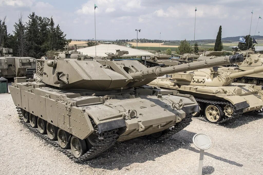 Challenger 2. Танки пул. Абрамс м1а3. Надувные танки. Надувной танк.