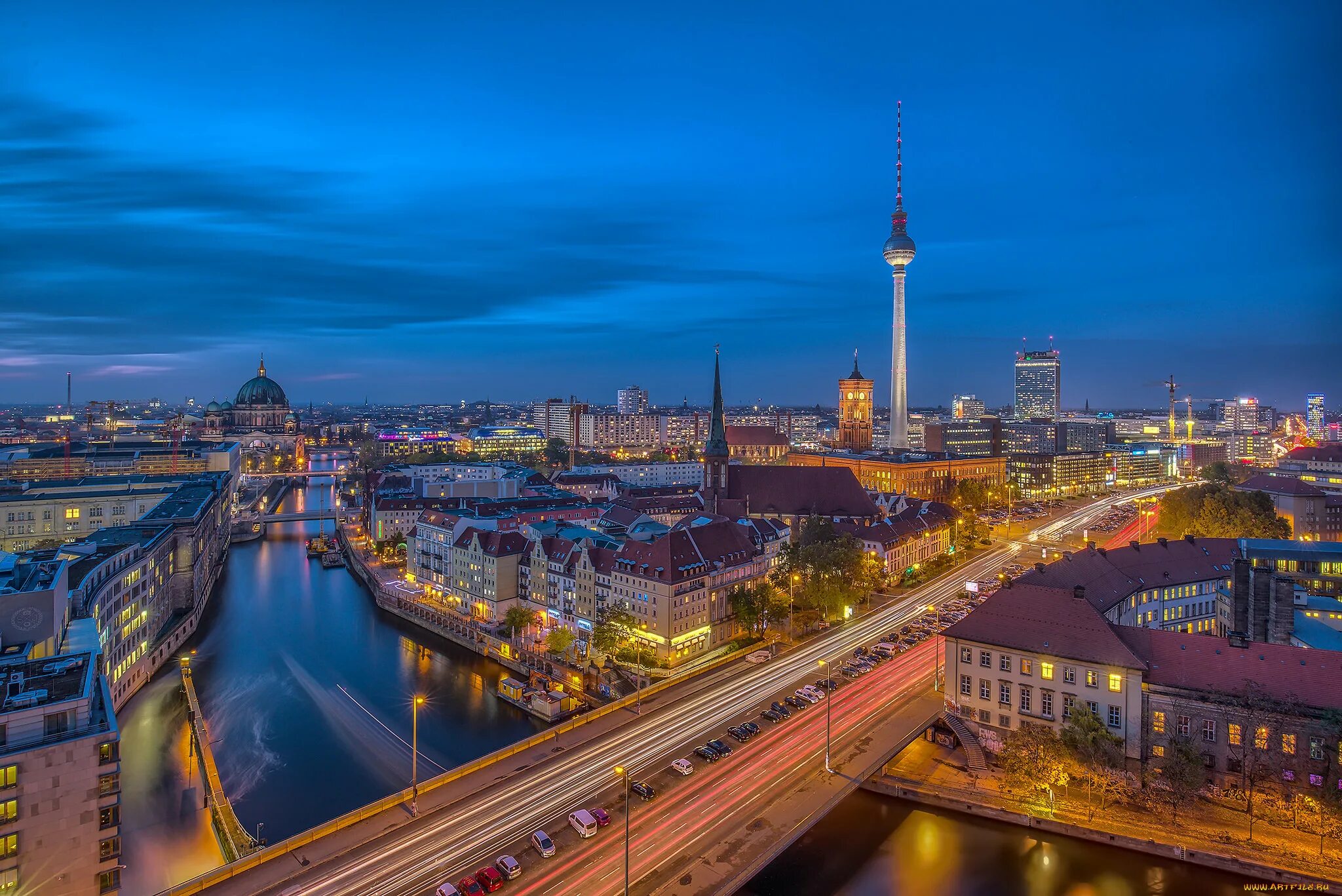 Берлин столица германии. Берлин на рабочий стол. Столица германии город берлин. Ночные улицы берлина. Берлин столица.