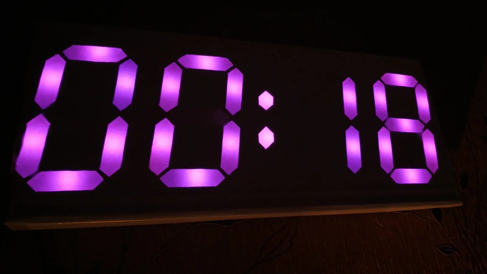 Сделать большие часы на экране. Часы Digital Clock 200730138828.4. Светодиодные часы на ардуино. 7 Segment Digital Clock. Часы на большом 7 сегментном led Arduino.