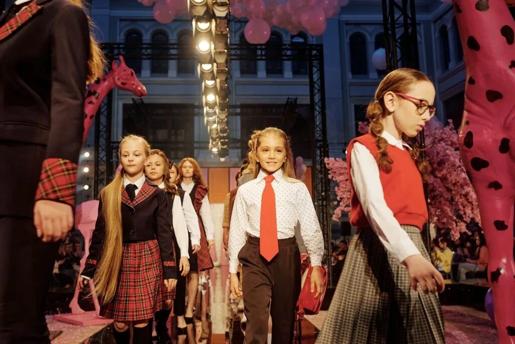 новая коллекция баттон блю 2022. школа моды. школьная мода 2007. школа моды. школа моды.