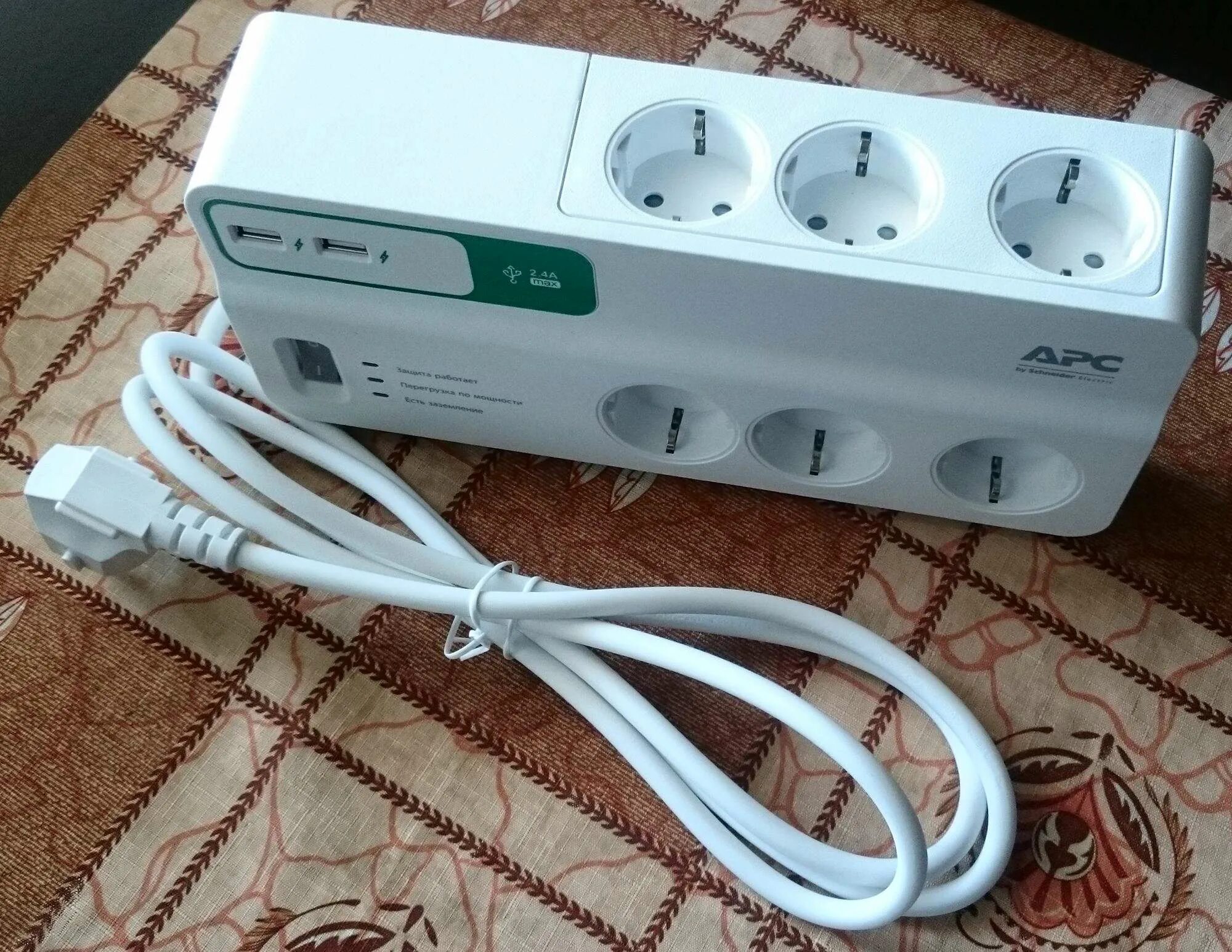 Сетевой фильтр apc essential surgearrest. Apc essential surgearrest pm6-rs. apc pm6u-rs. сетевой фильтр apc essential surgearrest pm6-rs белый. фильтр apc pm6-rs.