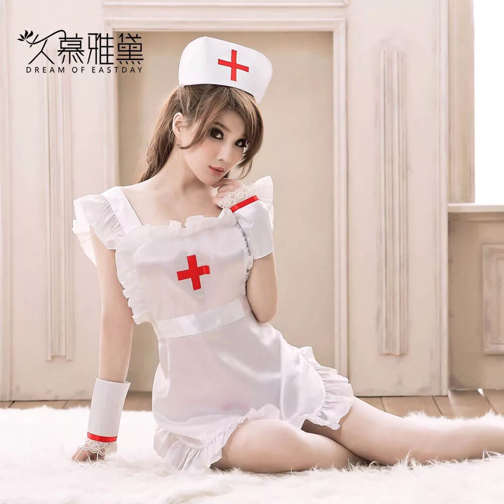 Exposed nurses. Красивые медсестры. Милые медсестры. Медсестра косплей. Горячий костюм медсестры