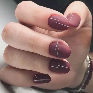 Бордовый маникюр на короткие
