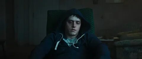 Мертвое озеро сцена