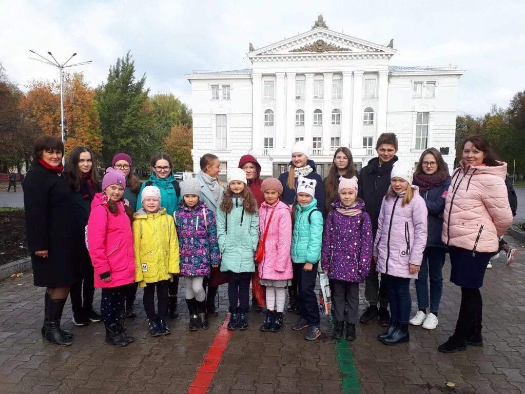 Погода в юсьве пермский. Юсьва Пермский край. Юсьва школа. ДШИ Юсьва. ДШИ село Юсьва.