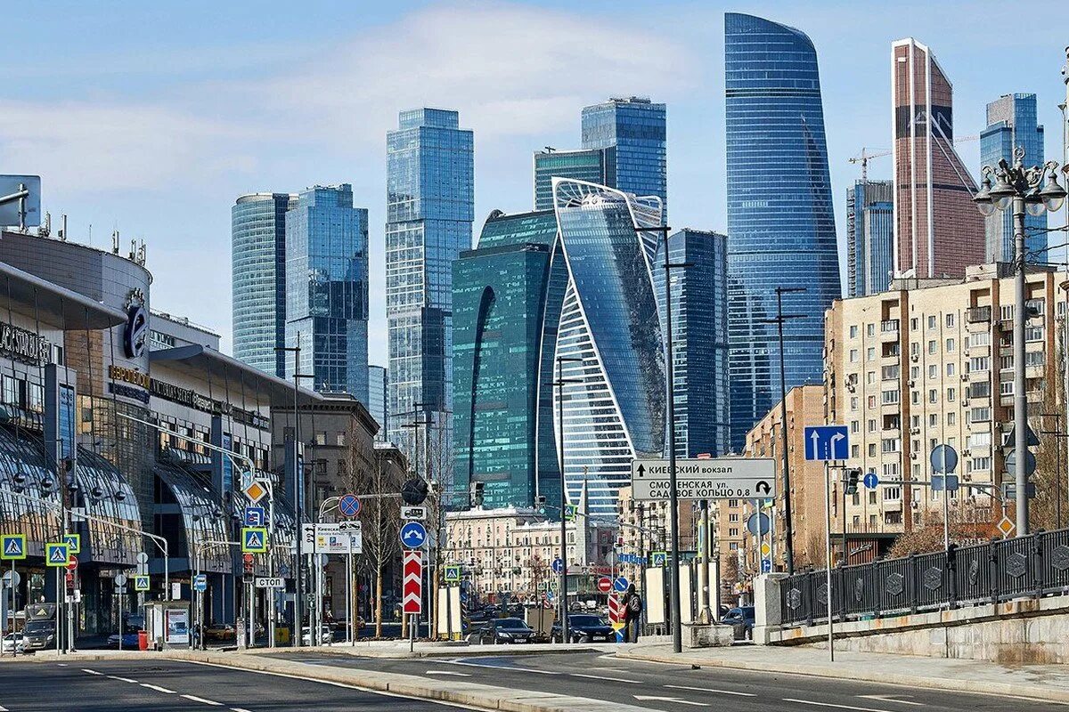 Москва Сити 2023. Москва Сити 2023 сейчас. Москва Сити фото 2023 года. Москва экономический центр.