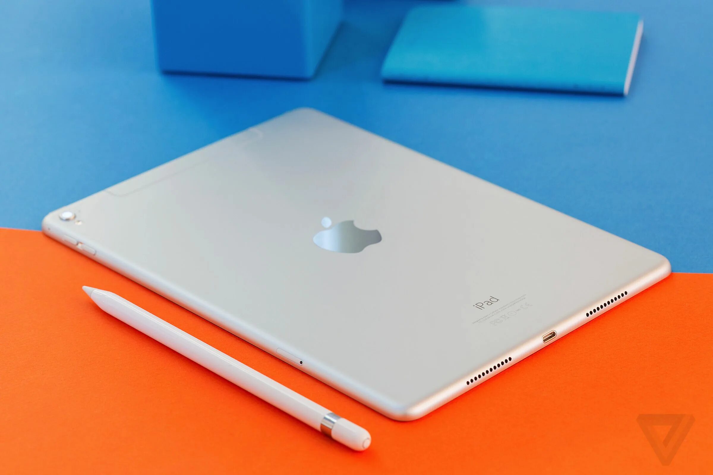 Чехол-обложка apple smart folio ipad pro 11". Apple ipad pro 11 2019. Ipad pro 12. Apple ipad pro. Apple ipad 2021.