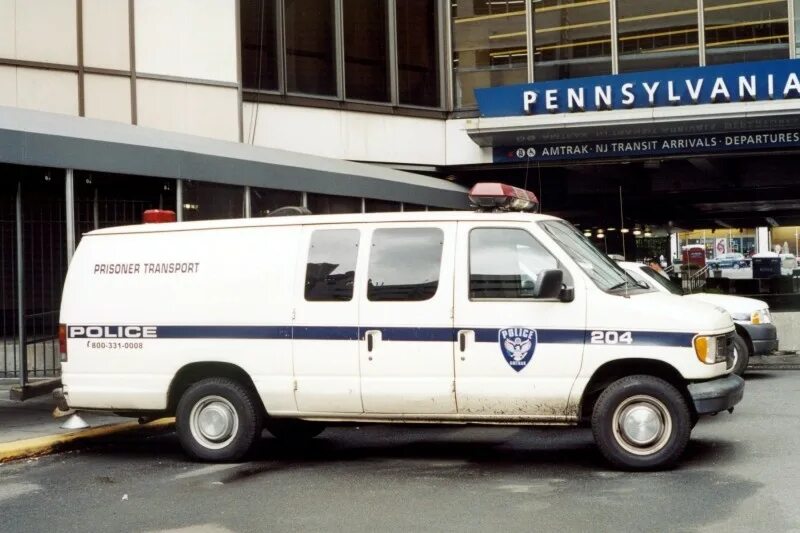 Транспорт Dea Police. Federal Prison car. Us Prison transport. British Police van for Prison Transportation.