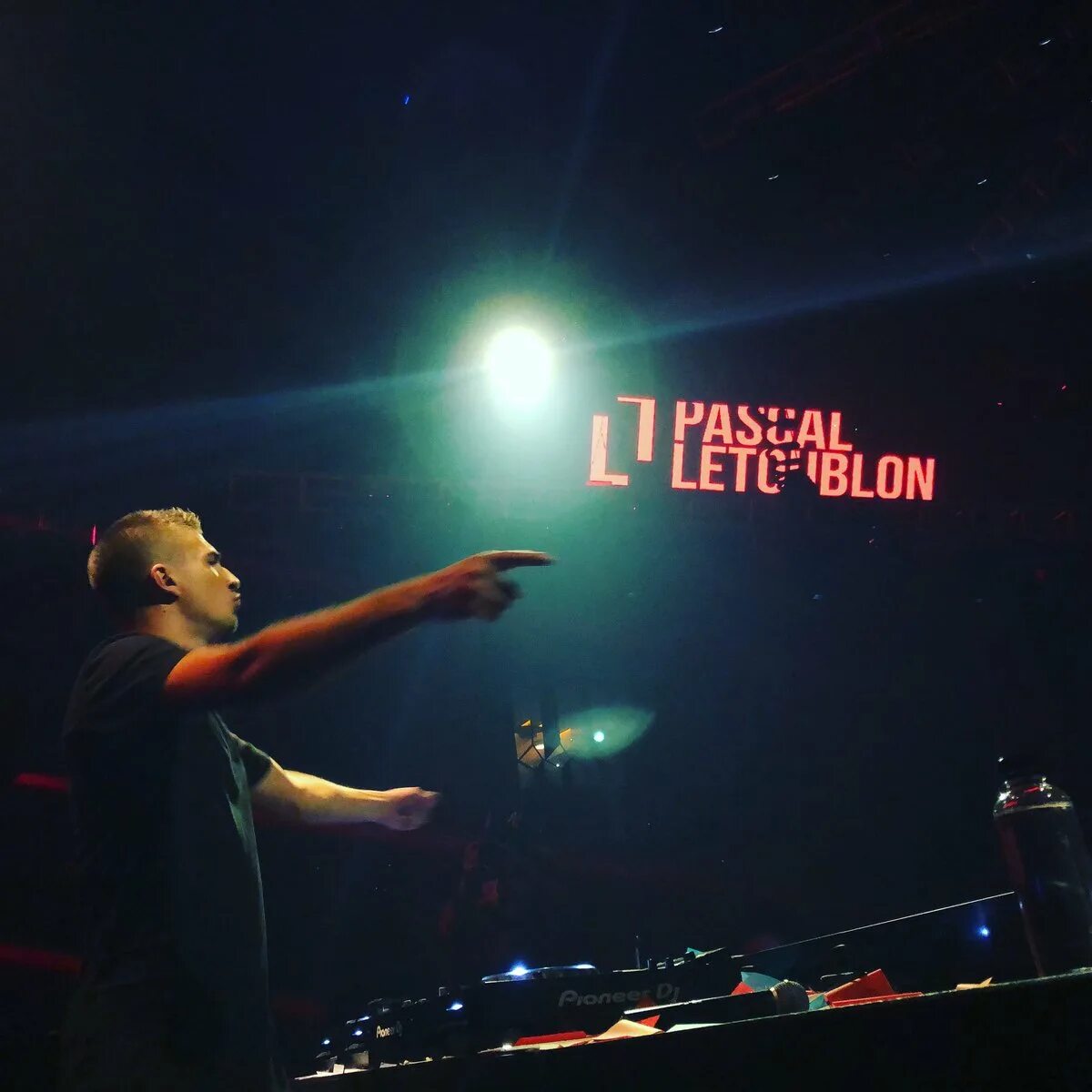 Pascal letoublon friendships. Паскаль летублон. паскаль летублон friendships. диджей pascal letoublon. pascal letoublon - friendships (lost my love).