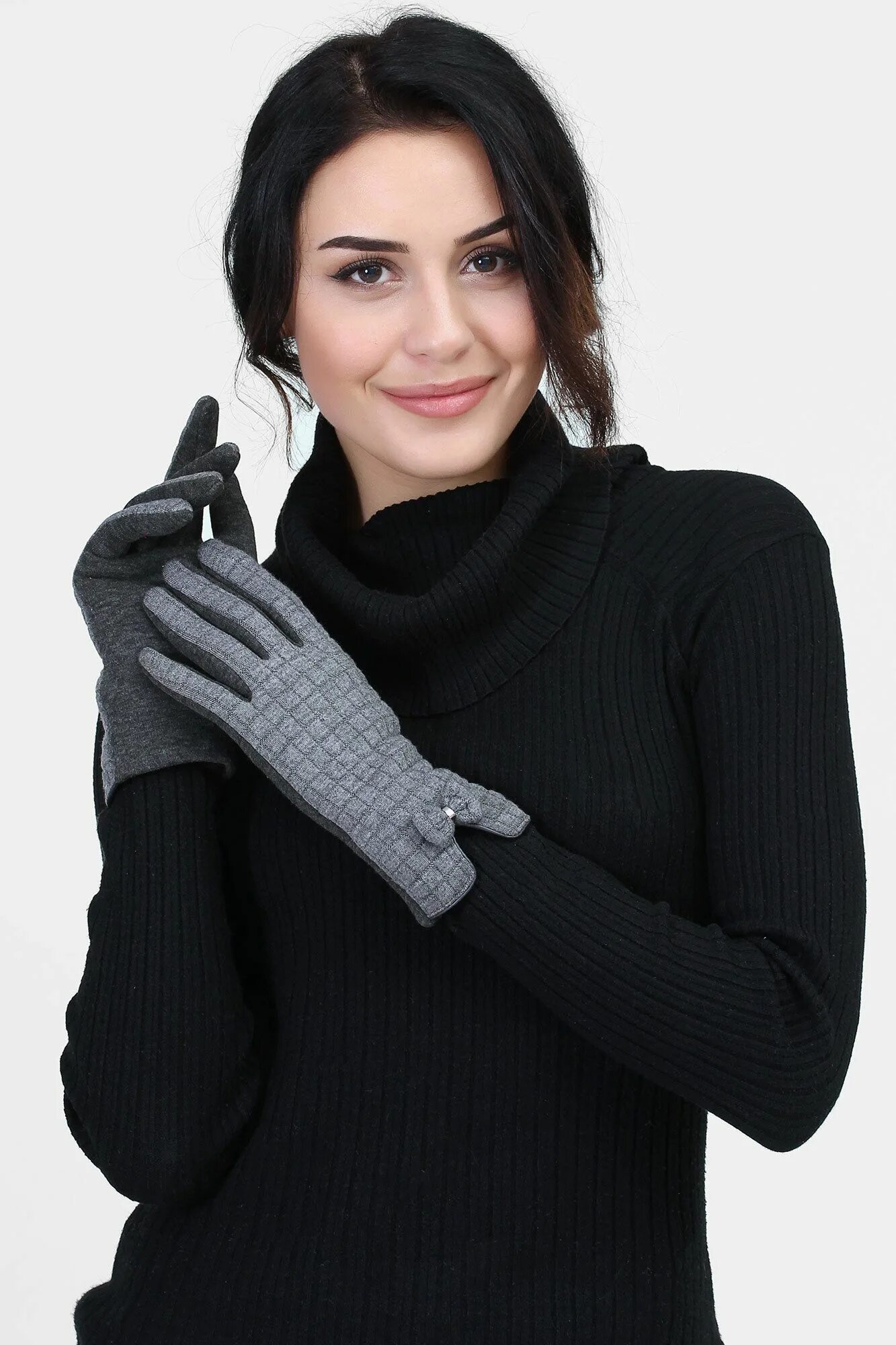 Девушка в черных перчатках. Перчатки. Перчатки женские. Перчатки текстильные женские. Перчатки женские осенние трикотажные.