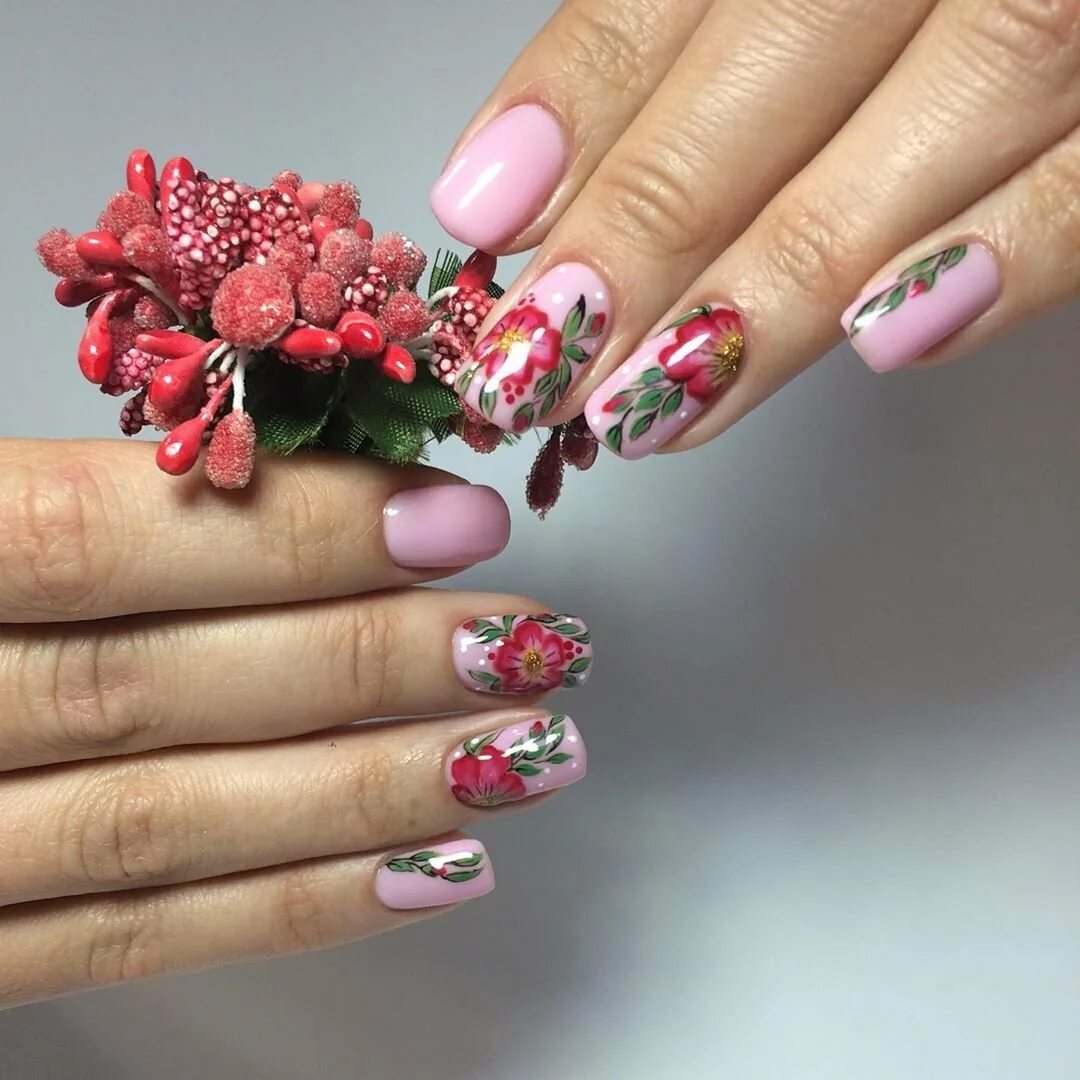 Ногти к 8 марту. Маникюр на 8иарьа. Красивые ногти на весну. Ногти к 8 марту. Розовые ногти с цветочками.