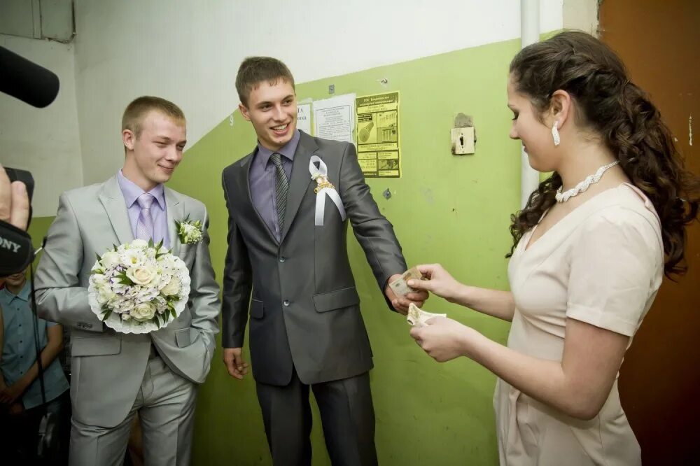 Можно паре быть свидетелями