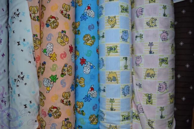 ткань бязь в рулонах. пеленки тканевые. постельное белье с кантом. ткань хлопок для постельного белья. ткани детские рулоны.