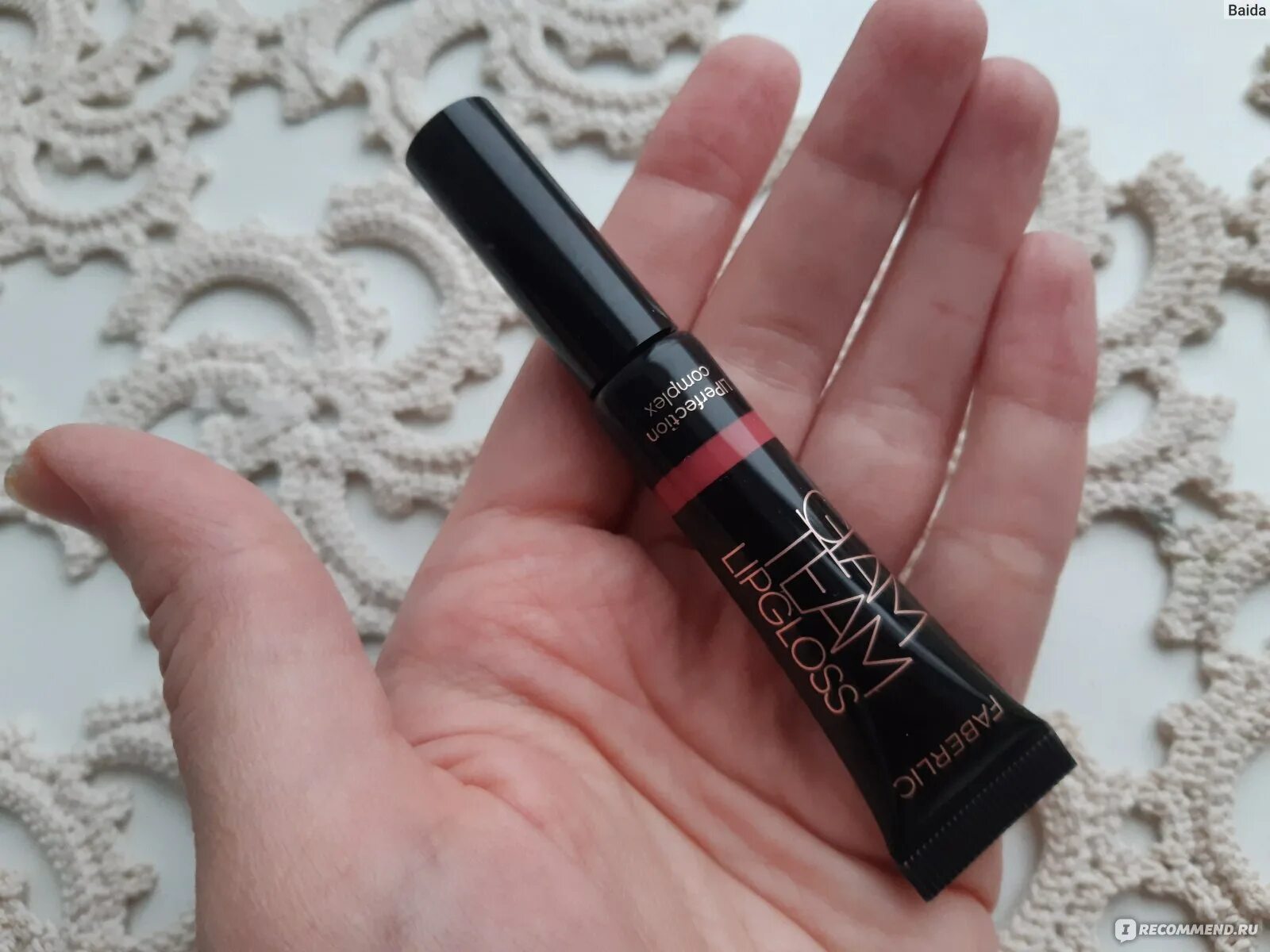 Праймер для губ фаберлик. Faberlic lip charm. Фаберлик lip charm. Блеск для губ lollylips фаберлик. Фаберлик lip charm.